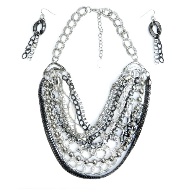 Silver Fashion Necklace