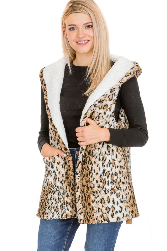 Leopard Patterned Hooded and Pocketed Faux Fur Lined Vest