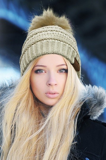 CC Solid Ribbed with Faux Fur Pom Pom